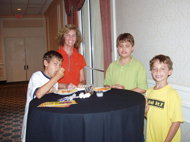 [photo 00-016]